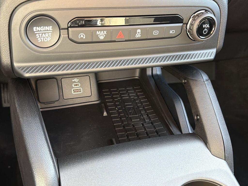 new 2025 Ford Bronco Sport car, priced at $35,578