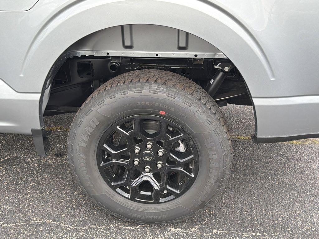 new 2025 Ford F-150 car, priced at $42,817