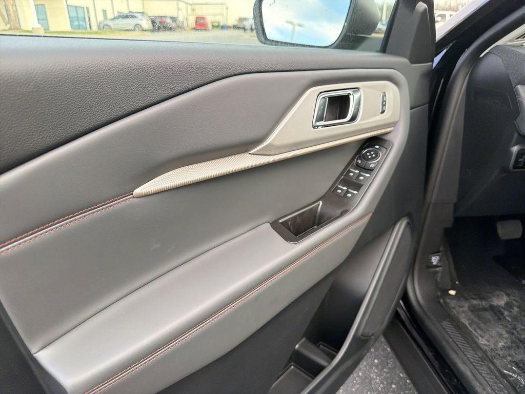 new 2026 Ford Explorer car, priced at $40,569