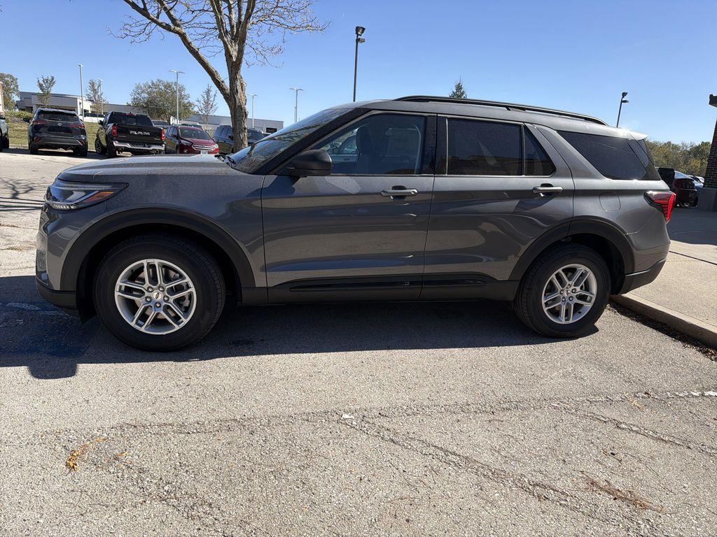 new 2026 Ford Explorer car, priced at $40,199
