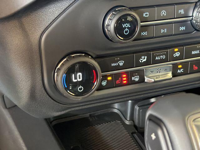 new 2025 Ford Bronco car, priced at $59,653