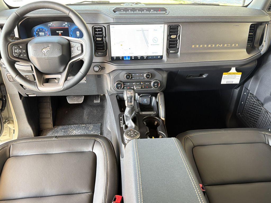 new 2025 Ford Bronco car, priced at $60,652