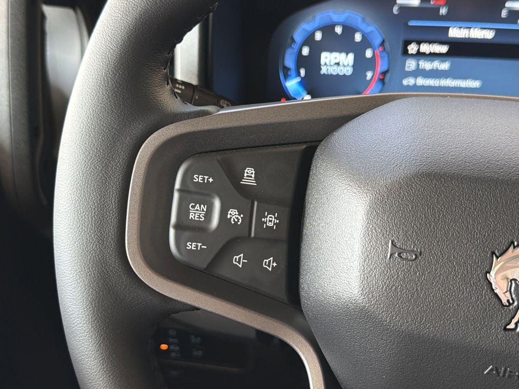 new 2025 Ford Bronco car, priced at $60,652