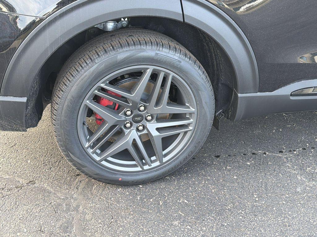 new 2026 Ford Explorer car, priced at $49,925