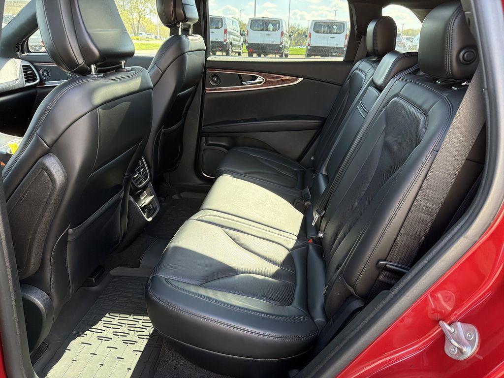 used 2020 Lincoln Nautilus car, priced at $27,000