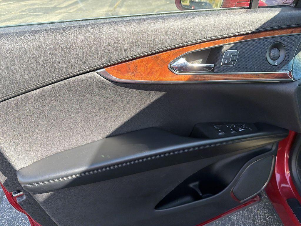 used 2020 Lincoln Nautilus car, priced at $27,000