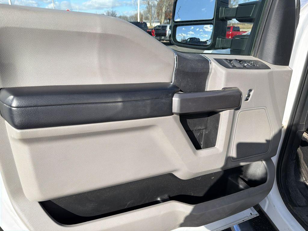 used 2018 Ford F-350 car, priced at $32,000