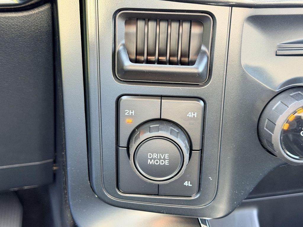 new 2025 Ford F-150 car, priced at $45,614