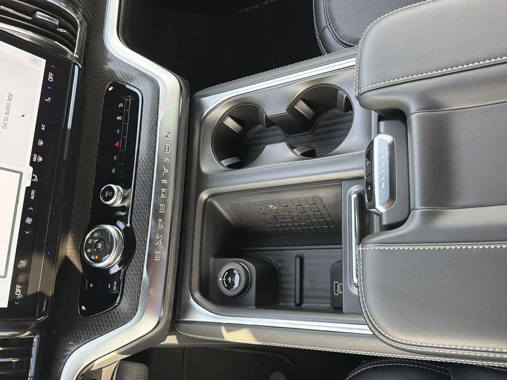 new 2025 Ford Expedition Max car, priced at $85,388