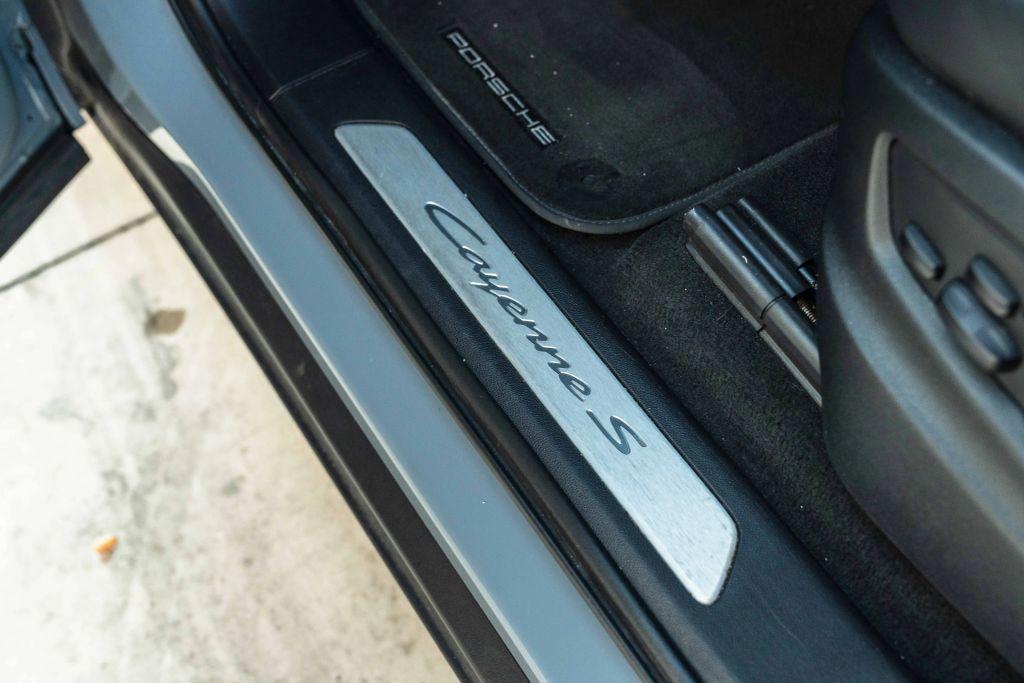2024 Gray Porsche Cayenne