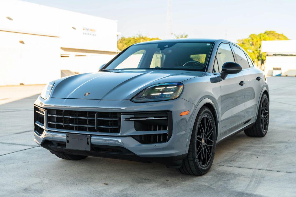 2024 Gray Porsche Cayenne