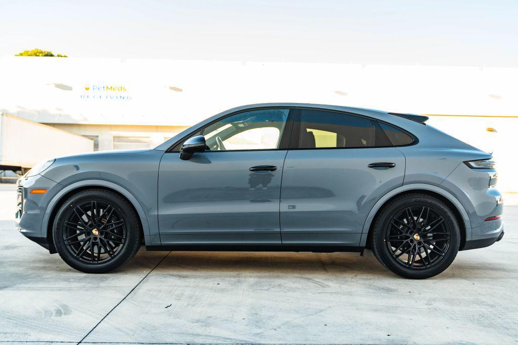 2024 Gray Porsche Cayenne