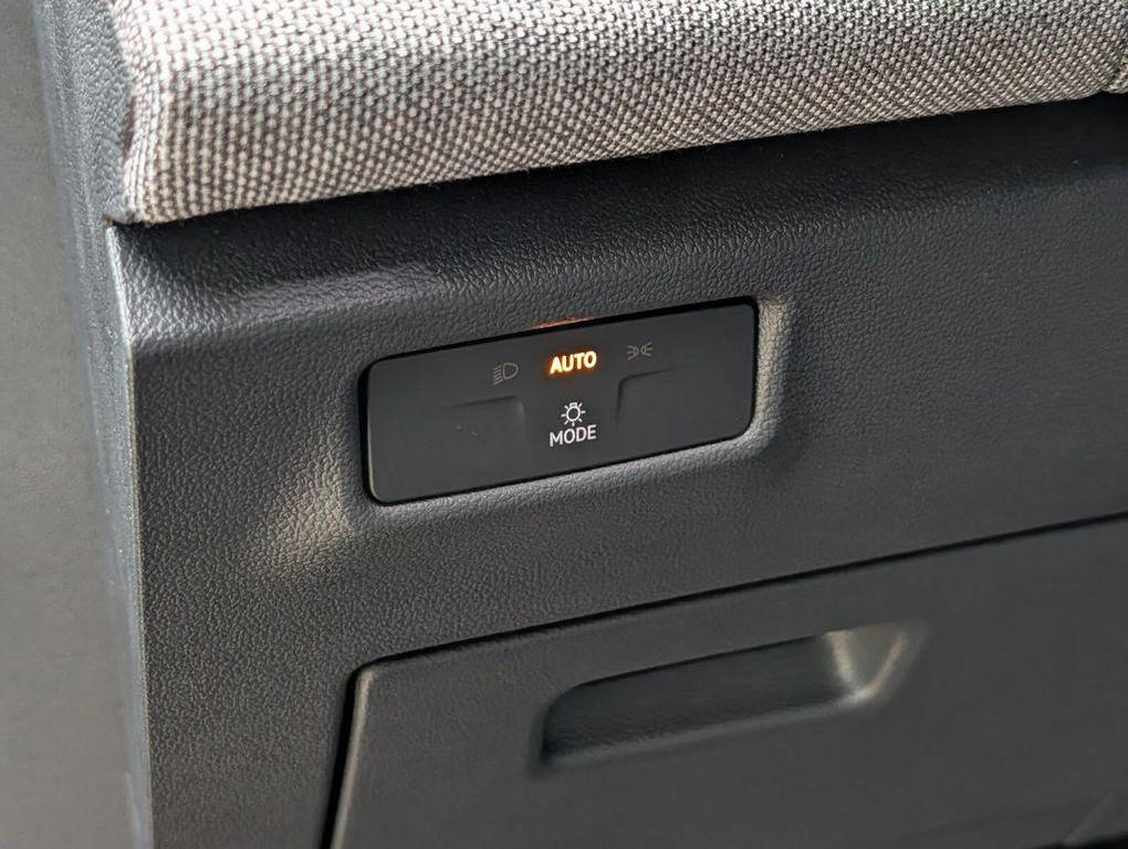 new 2026 Volkswagen Tiguan car, priced at $32,295