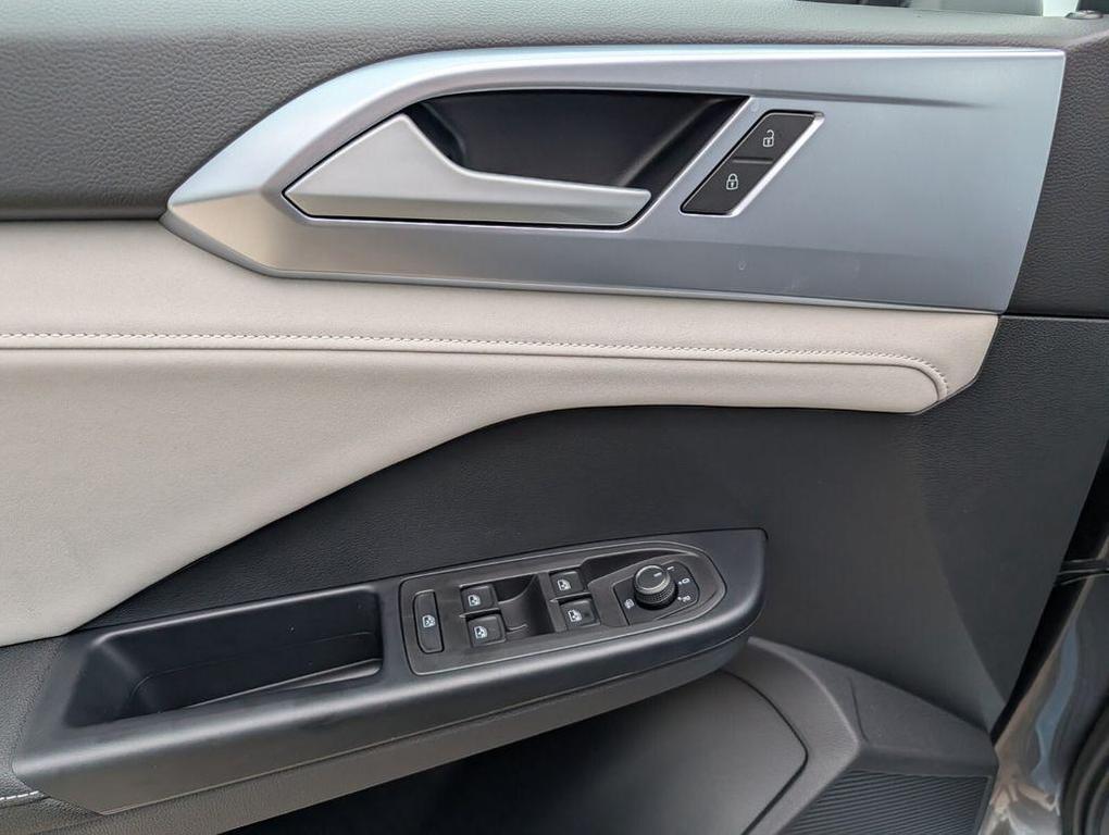 new 2026 Volkswagen Taos car, priced at $31,351