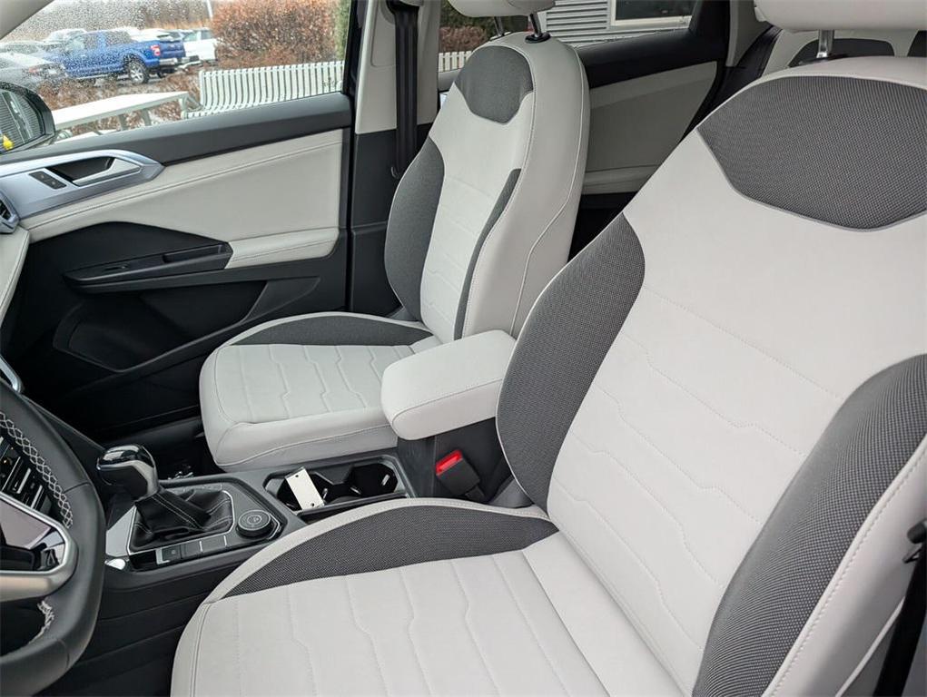 new 2026 Volkswagen Taos car, priced at $33,347