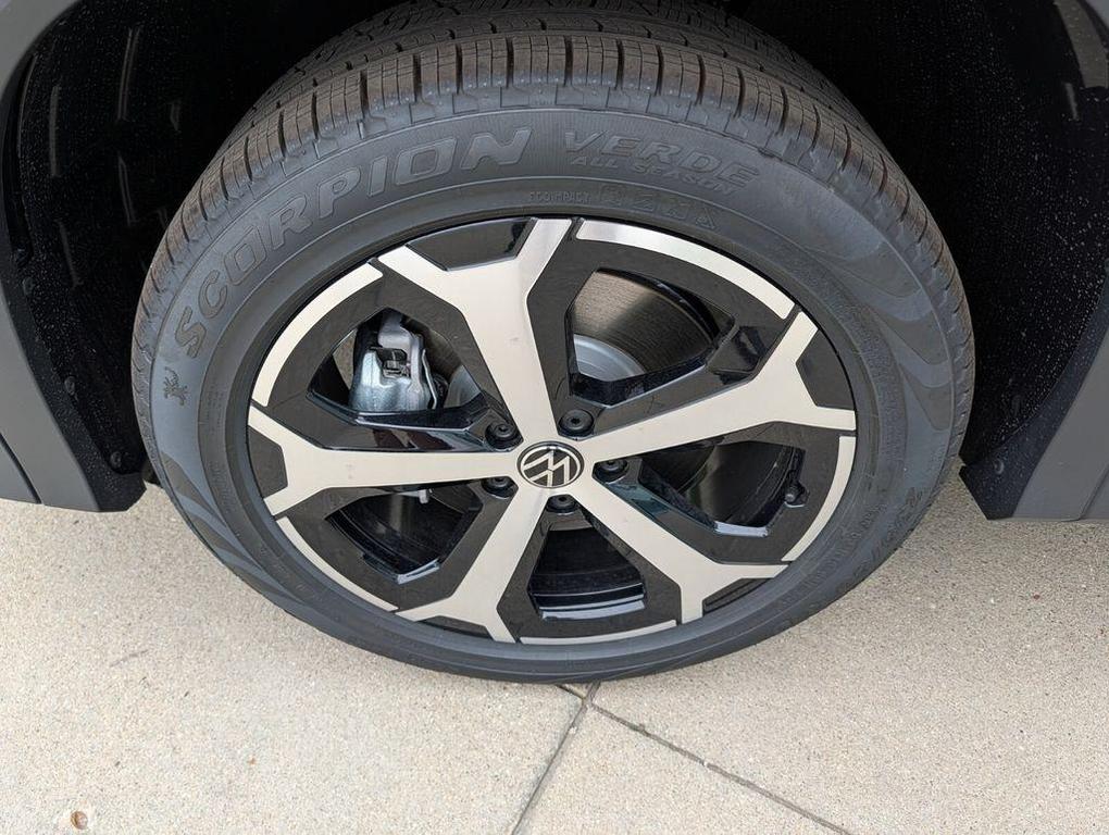 new 2026 Volkswagen Tiguan car, priced at $34,863