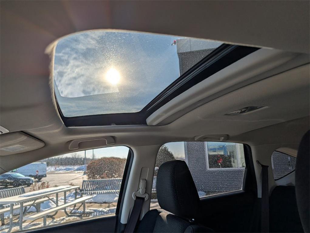 used 2015 Honda CR-V car, priced at $10,491