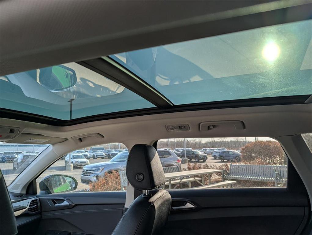 new 2026 Volkswagen Taos car, priced at $35,414