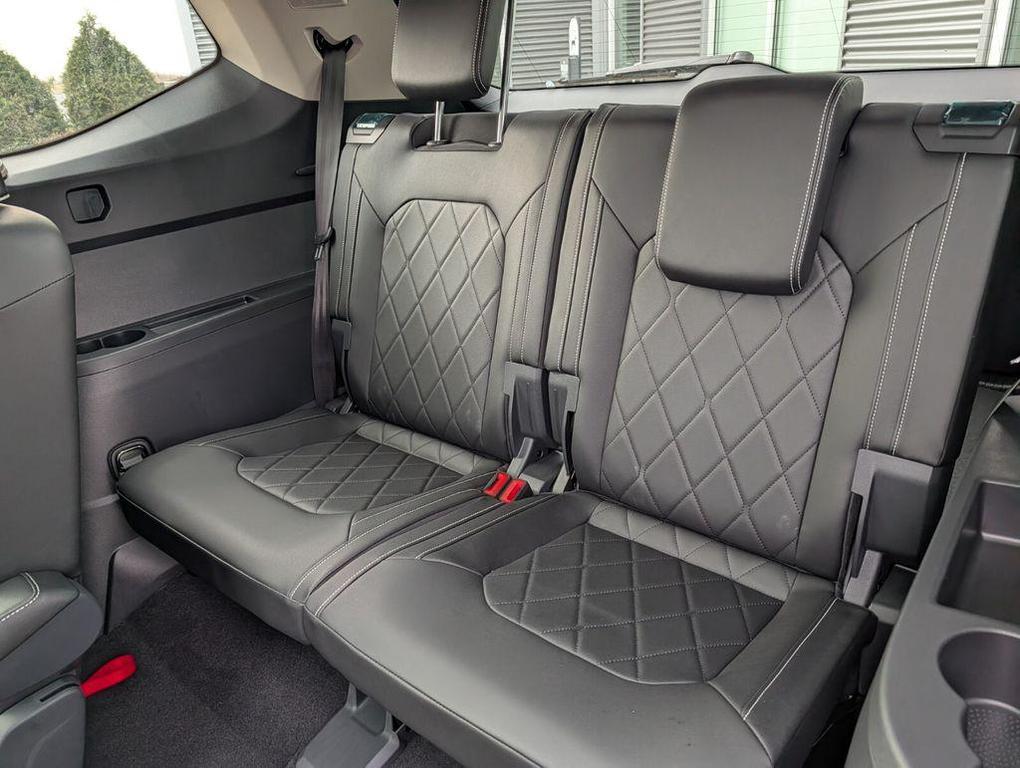 new 2026 Volkswagen Atlas car, priced at $53,755