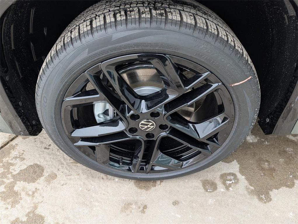 new 2026 Volkswagen Tiguan car, priced at $39,671