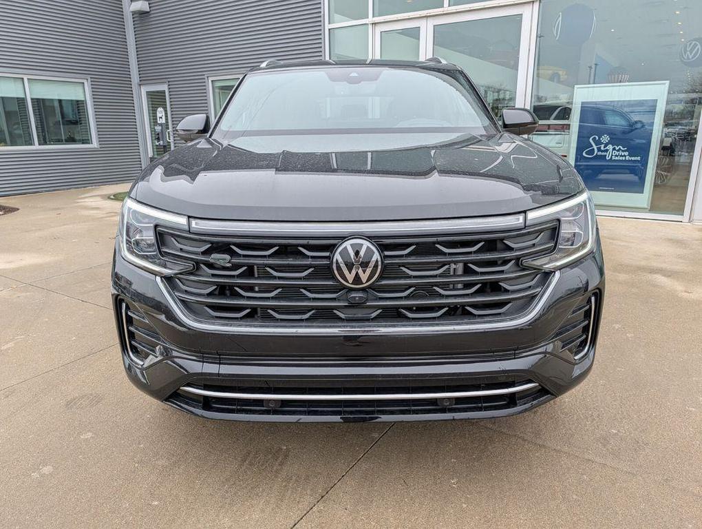 new 2026 Volkswagen Atlas Cross Sport car, priced at $49,760