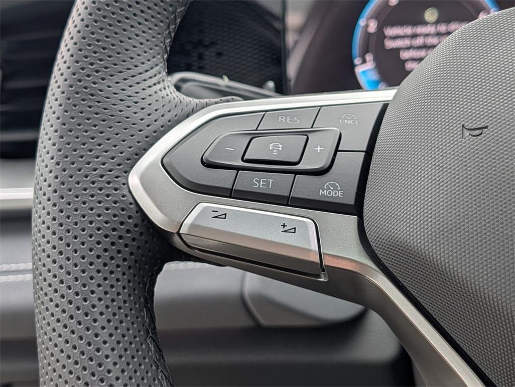 new 2026 Volkswagen Tiguan car, priced at $39,692