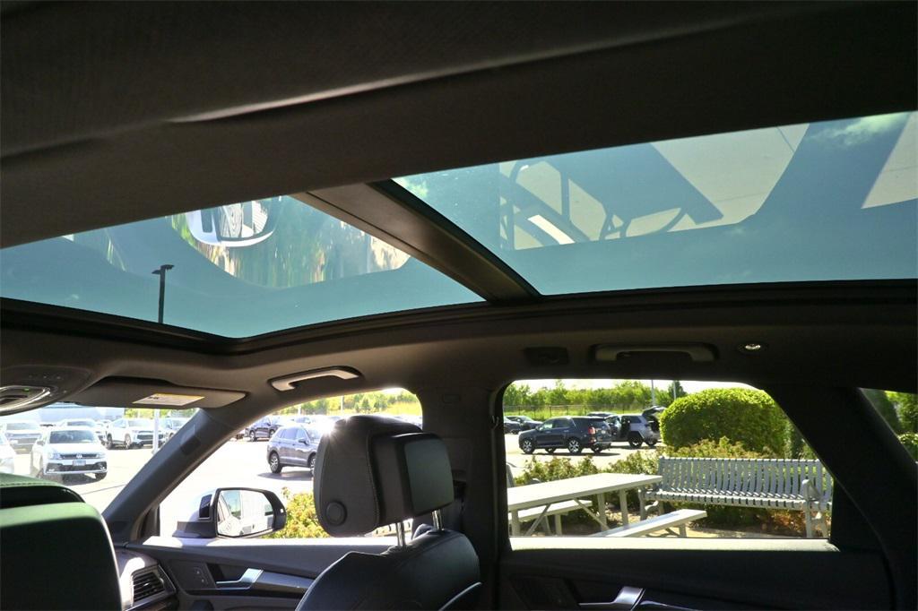 used 2020 Audi SQ5 car, priced at $17,991