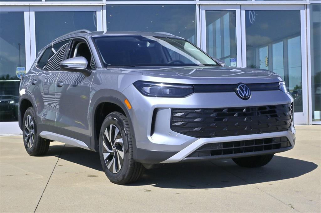 new 2025 Volkswagen Tiguan car, priced at $28,503