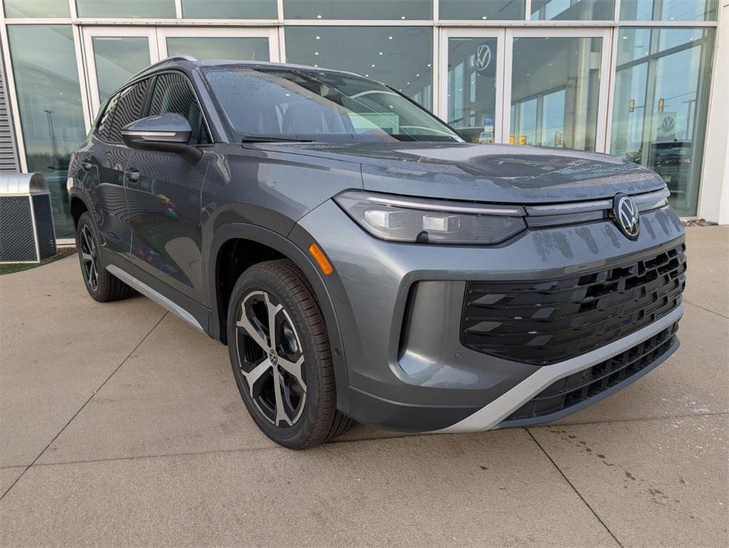 new 2026 Volkswagen Tiguan car, priced at $36,384