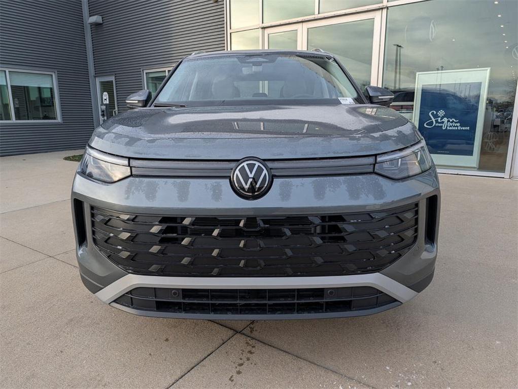 new 2026 Volkswagen Tiguan car, priced at $36,384