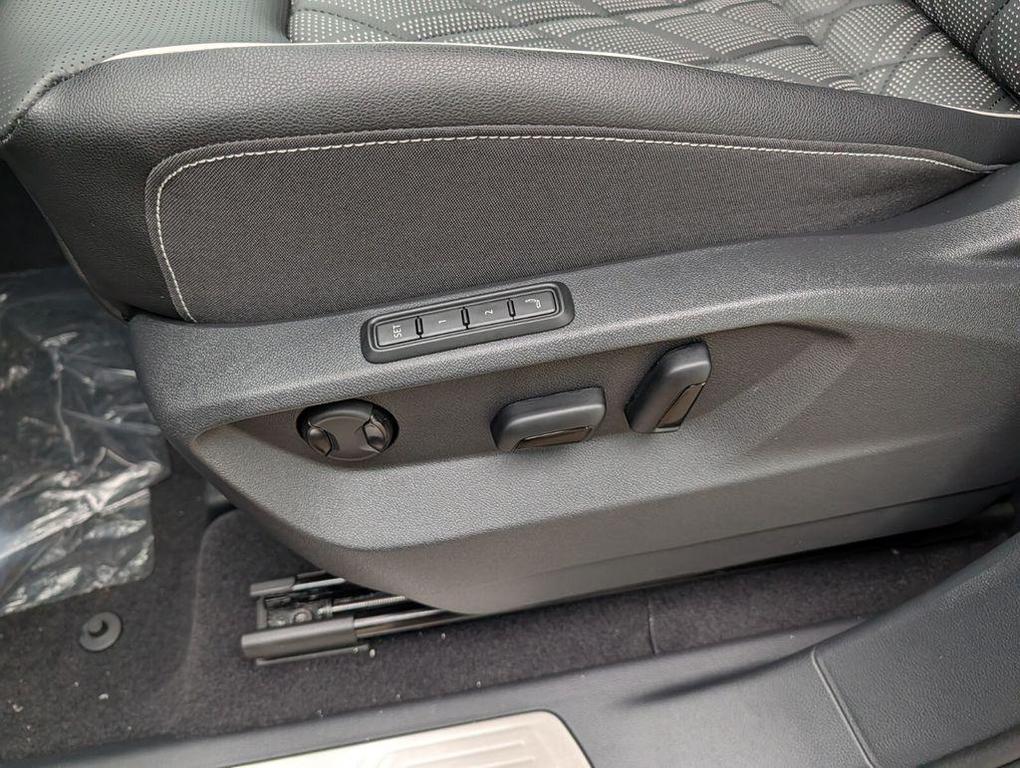 new 2026 Volkswagen Atlas car, priced at $53,181