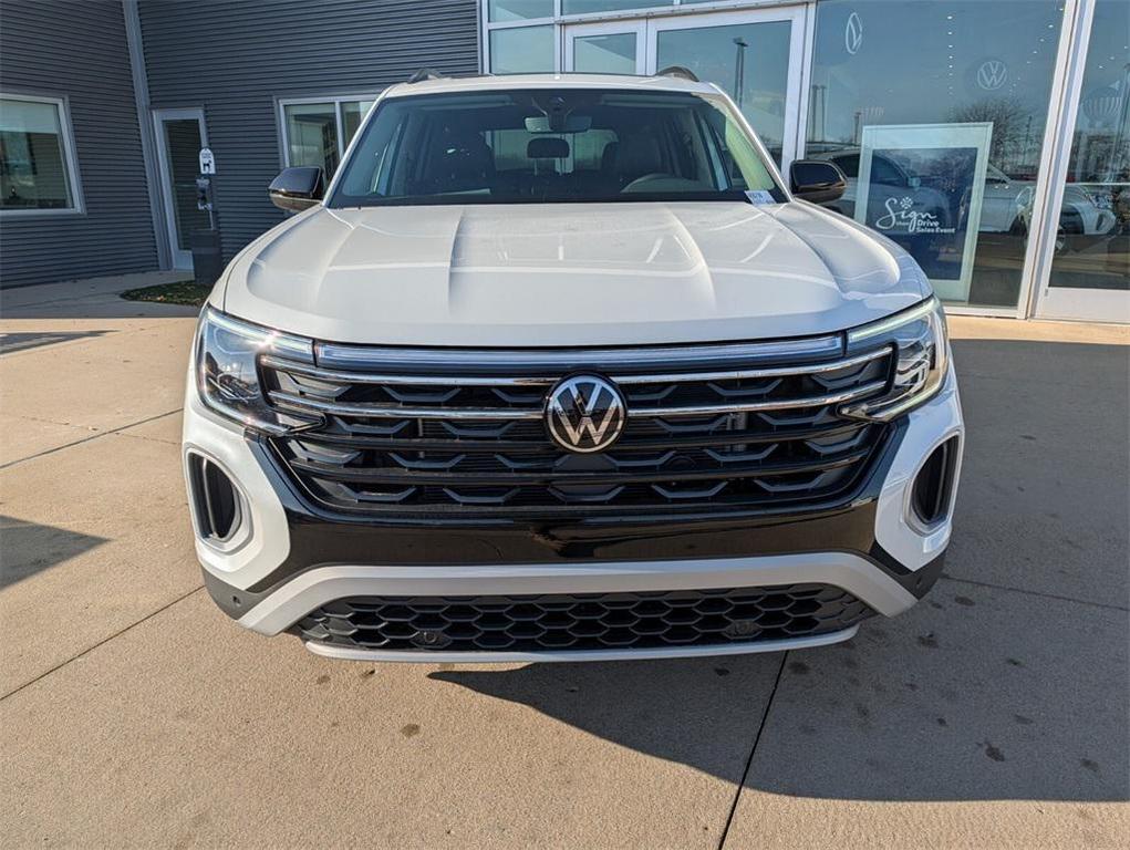 new 2026 Volkswagen Atlas car, priced at $46,125