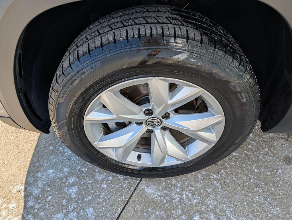 used 2018 Volkswagen Atlas car, priced at $15,991