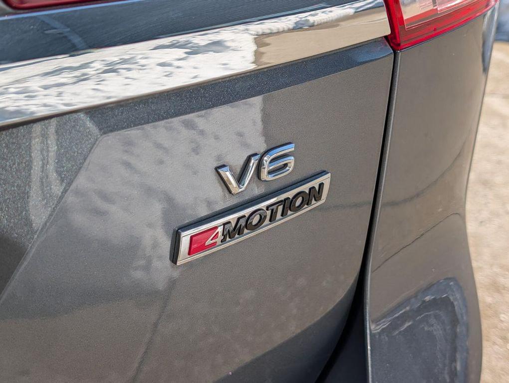 used 2018 Volkswagen Atlas car, priced at $15,991