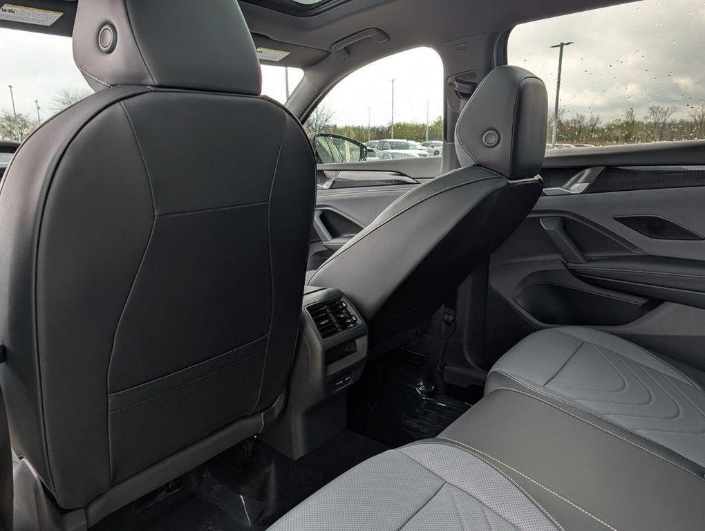 new 2026 Volkswagen Tiguan car, priced at $37,580
