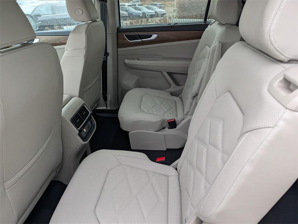 new 2026 Volkswagen Atlas car, priced at $44,513