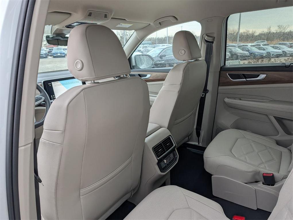 new 2026 Volkswagen Atlas car, priced at $44,513