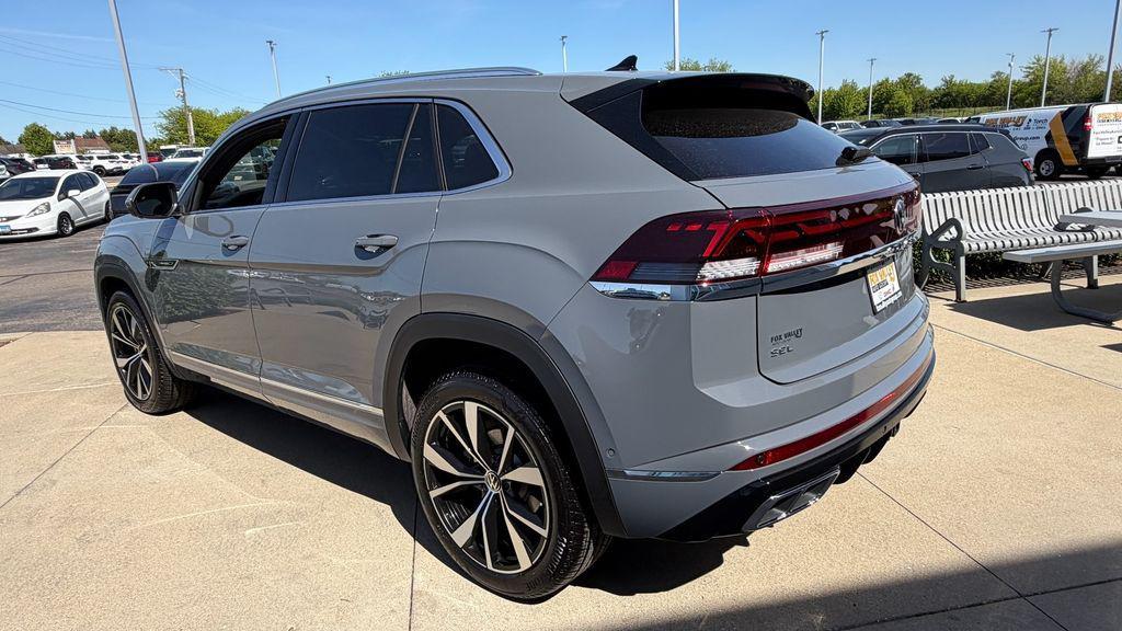used 2026 Volkswagen Atlas Cross Sport car, priced at $48,891