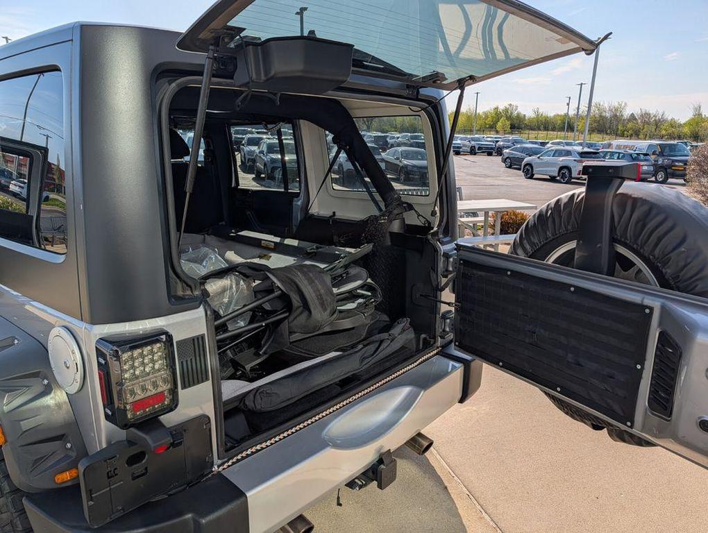 used 2015 Jeep Wrangler Unlimited car, priced at $18,291