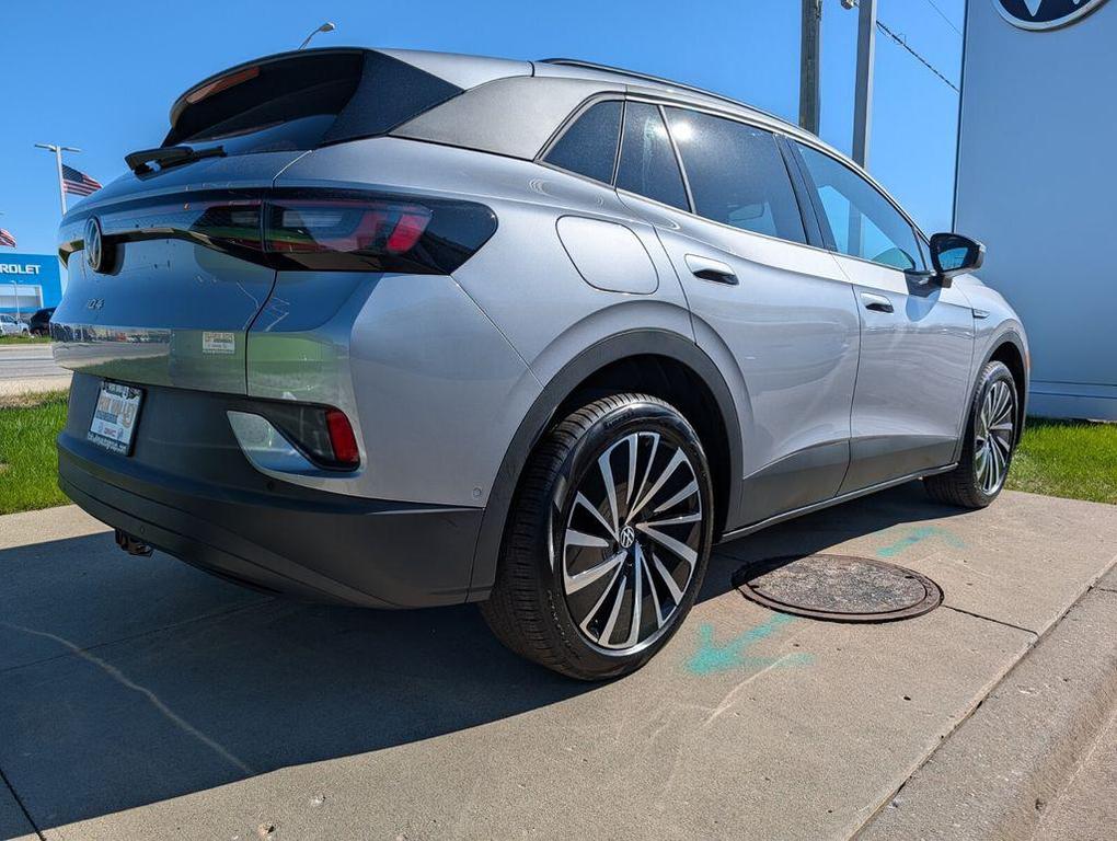 new 2026 Volkswagen ID.4 car, priced at $43,323