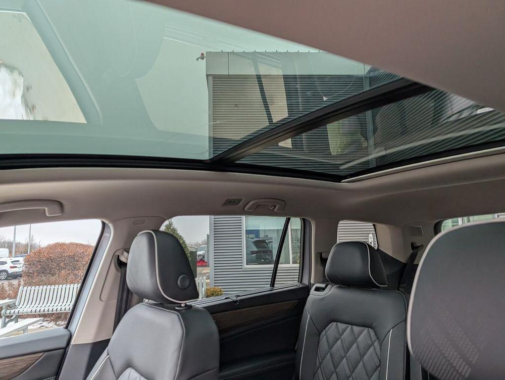 new 2026 Volkswagen Atlas car, priced at $53,999