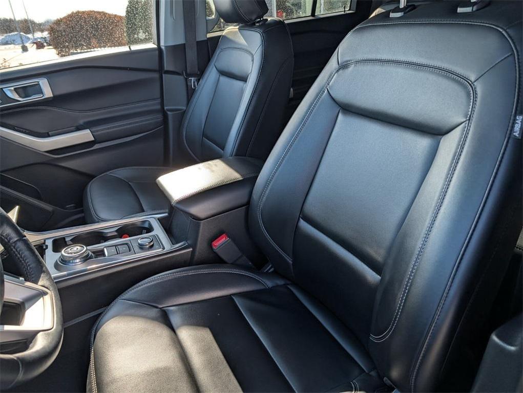 used 2022 Ford Explorer car, priced at $28,291
