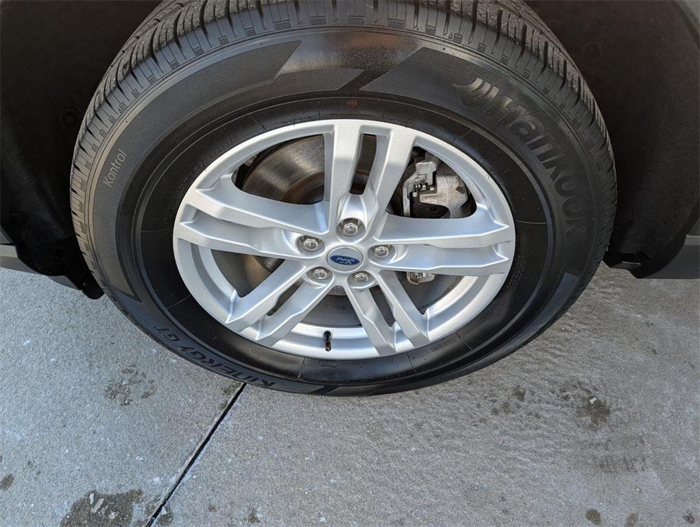 used 2022 Ford Explorer car, priced at $28,291