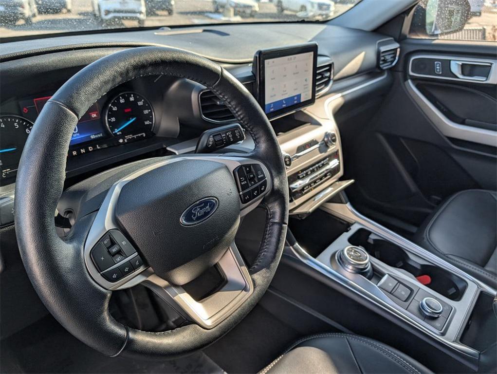 used 2022 Ford Explorer car, priced at $28,291