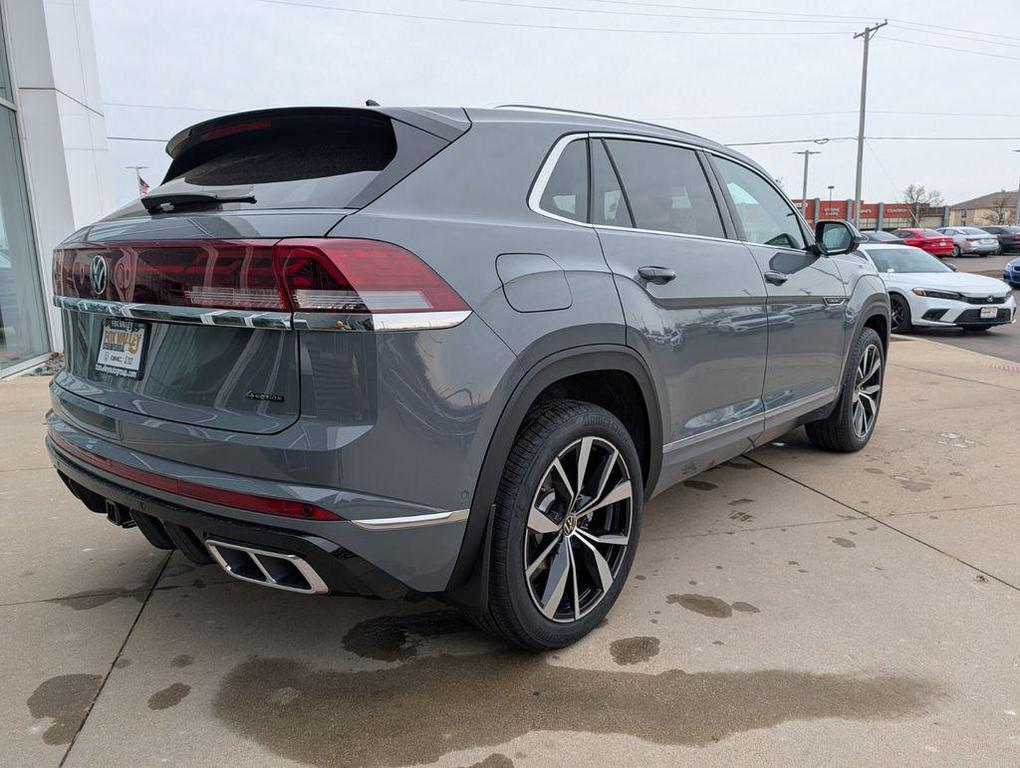 new 2026 Volkswagen Atlas Cross Sport car, priced at $52,902