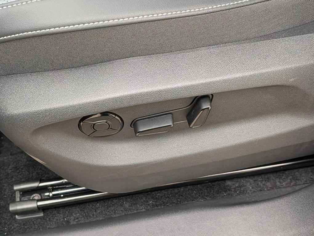 new 2026 Volkswagen Tiguan car, priced at $35,087