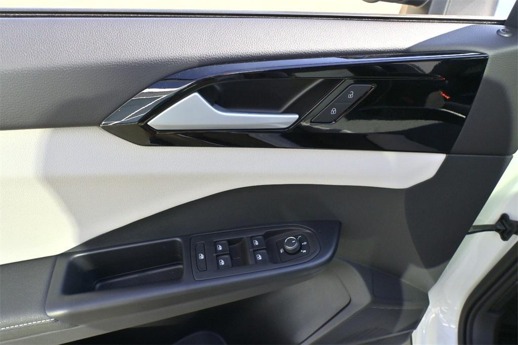 new 2025 Volkswagen Taos car, priced at $23,881