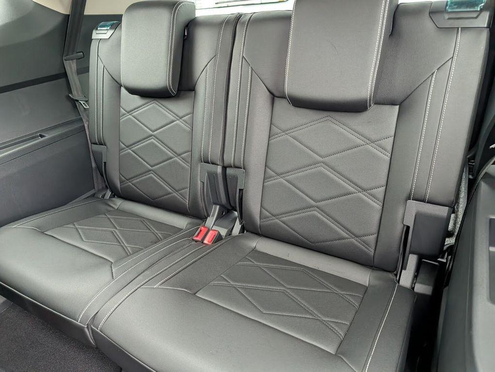 new 2026 Volkswagen Atlas car, priced at $40,245