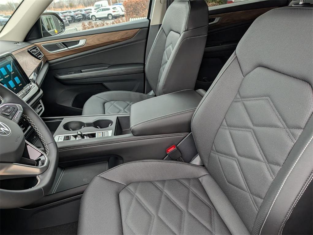 new 2026 Volkswagen Atlas car, priced at $39,245