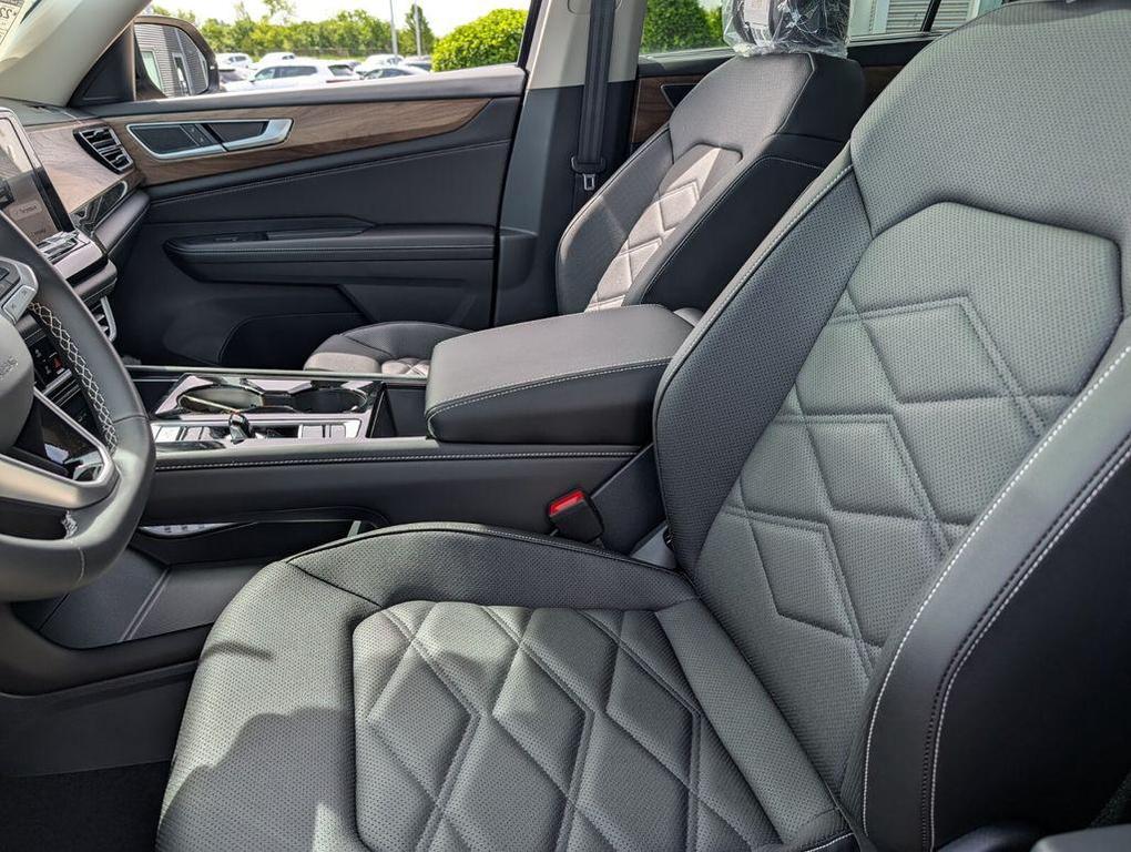 new 2026 Volkswagen Atlas car, priced at $42,847